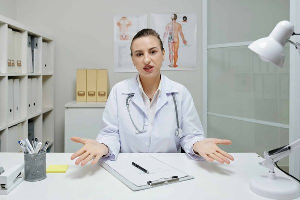 Trouver un médecin de garde en urgence